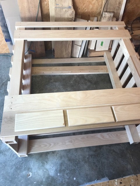 Youth Bunk-beds with Drawers