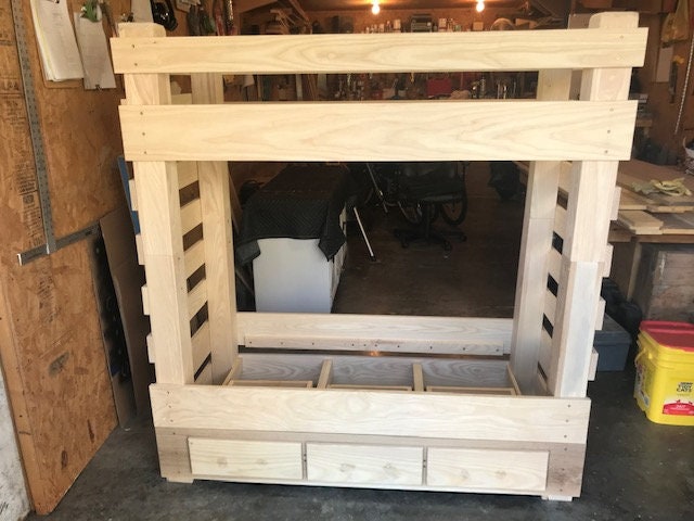 Youth Bunk-beds with Drawers